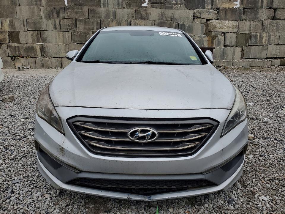 2015 Hyundai Sonata მანქანა იყიდება აუქციონზე, vin: 5NPE34AB7FH039992, აუქციონის ნომერი: 51768666