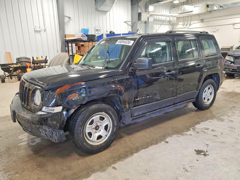 49894036 :رقم المزاد ، 1C4NJPAB4HD190689 vin ، 2017 Jeep Patriot مزاد بيع