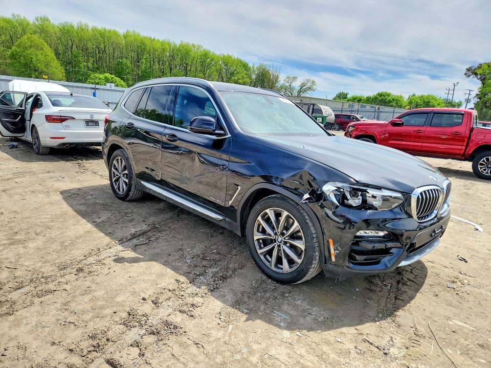 48769866 :رقم المزاد ، 5UXTR9C53JLC83848 vin ، 2018 Bmw X3 مزاد بيع