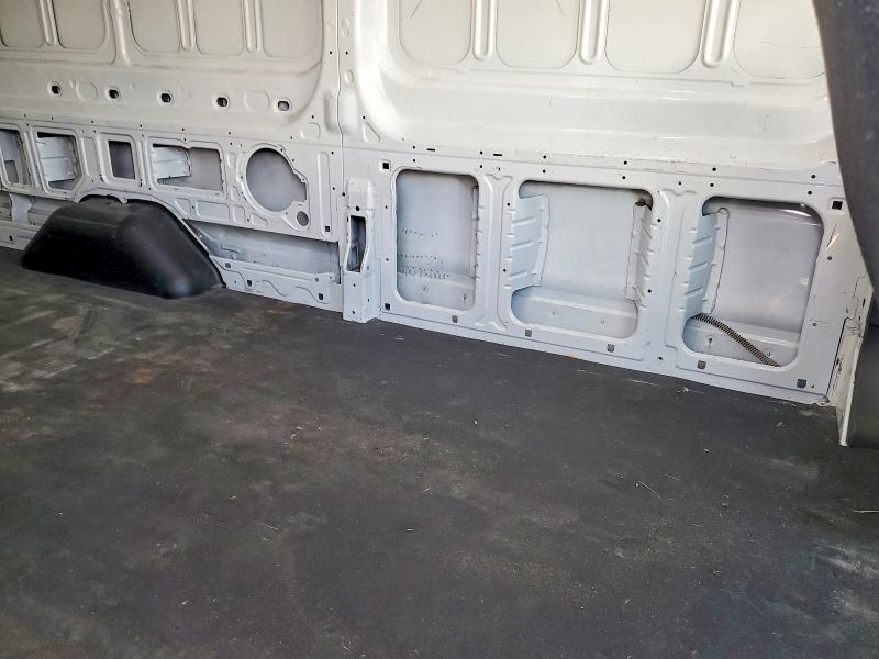 48462046 :رقم المزاد ، 1FTBW3X88MKB03214 vin ، 2021 Ford Transit مزاد بيع