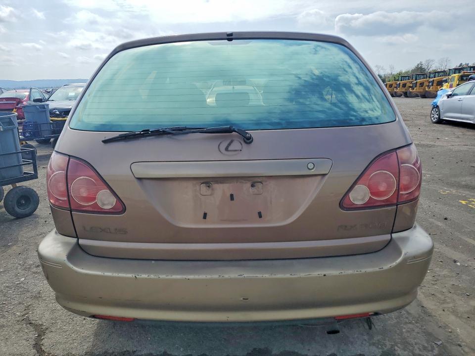 50938096 :رقم المزاد ، JT6HF10UXX0018761 vin ، 1999 Lexus Rx مزاد بيع