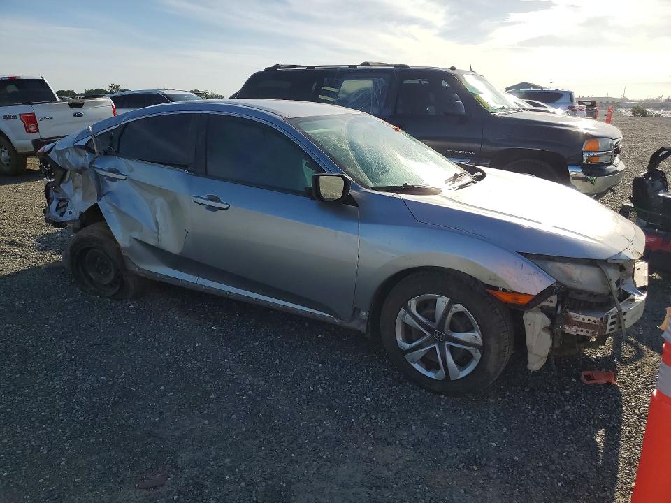 Продаж на аукціоні авто 2018 Honda Civic, vin: 2HGFC2F53JH557256, номер лоту: 50699216