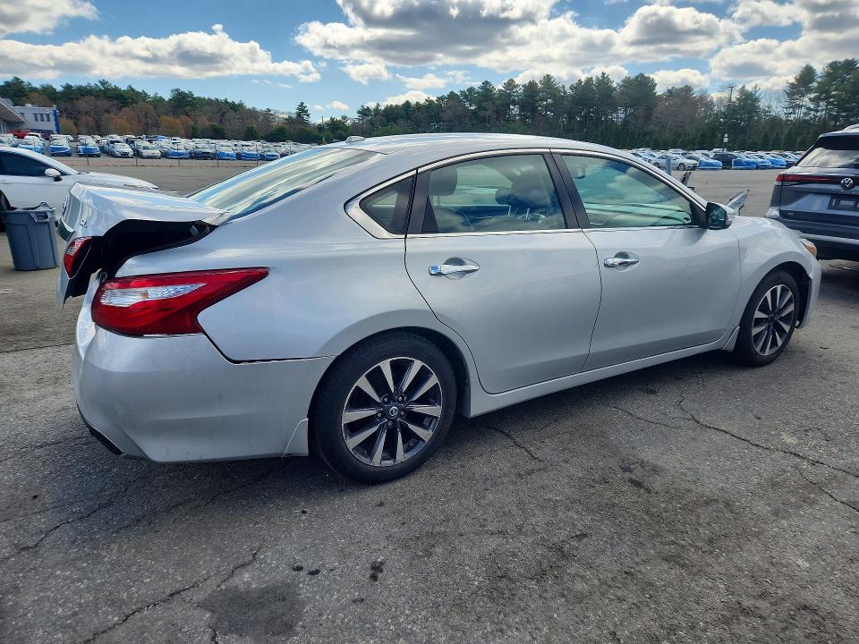 Продажа на аукционе авто 2016 Nissan Altima, vin: 1N4AL3AP7GC255588, номер лота: 49588436