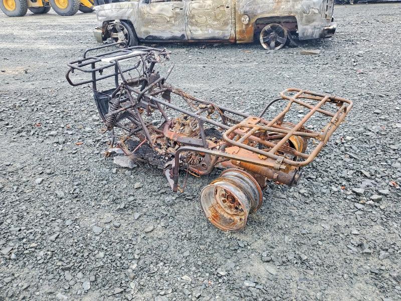 49399946 :رقم المزاد ، 478TE24261A100548 vin ، 2001 Honda Trx350 مزاد بيع