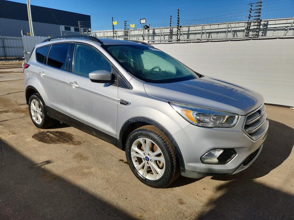 51268046 :رقم المزاد ، 1FMCU9GD7JUB32550 vin ، 2018 Ford Escape مزاد بيع