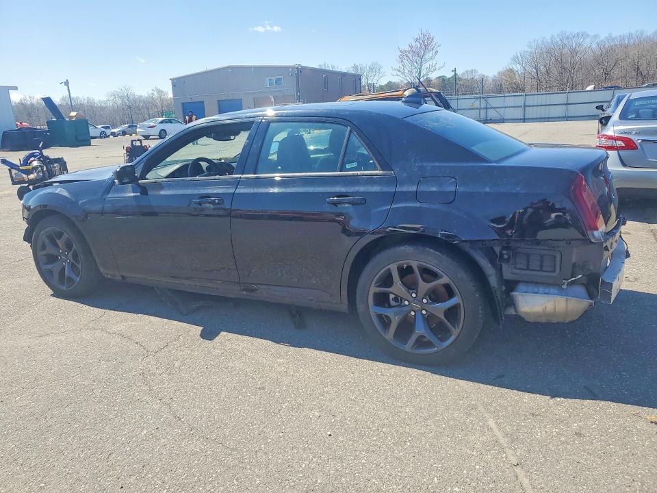 2023 Chrysler 300 მანქანა იყიდება აუქციონზე, vin: 2C3CCABG7PH585187, აუქციონის ნომერი: 48346156