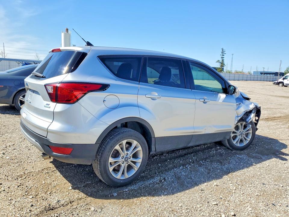 2019 Ford Escape მანქანა იყიდება აუქციონზე, vin: 1FMCU0GD4KUA31253, აუქციონის ნომერი: 51007696