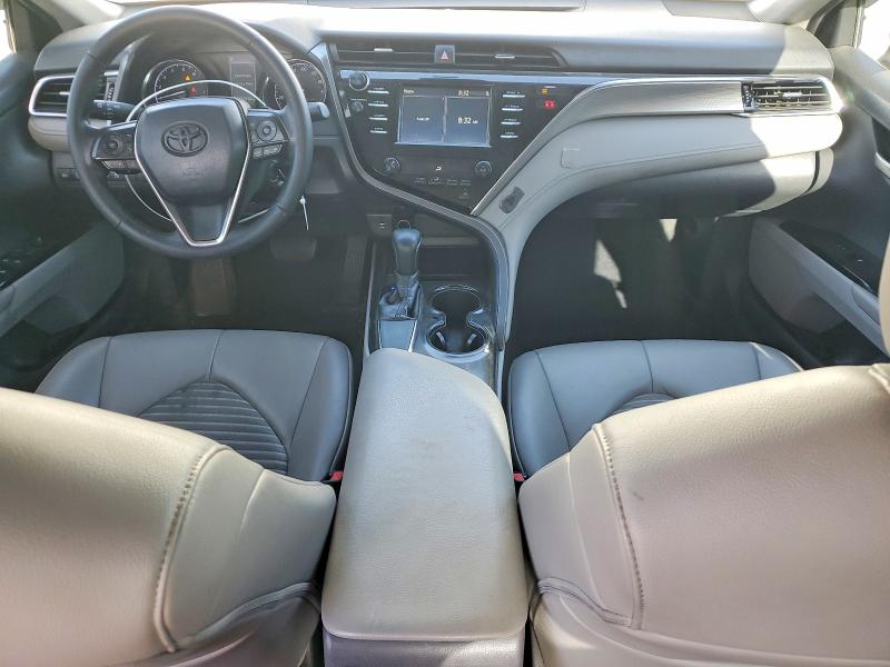 2018 Toyota Camry მანქანა იყიდება აუქციონზე, vin: 4T1B11HKXJU638957, აუქციონის ნომერი: 51190626