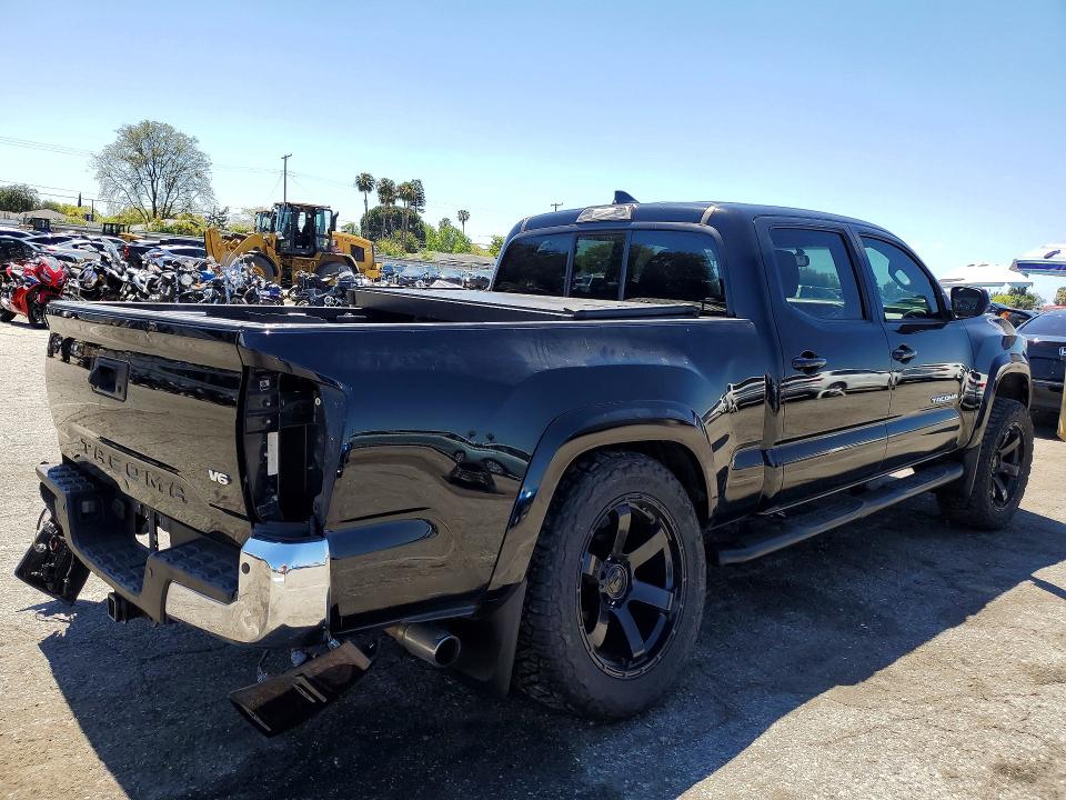 48851916 :رقم المزاد ، 5TFBZ5DN6HX003621 vin ، 2017 Toyota Tacoma مزاد بيع