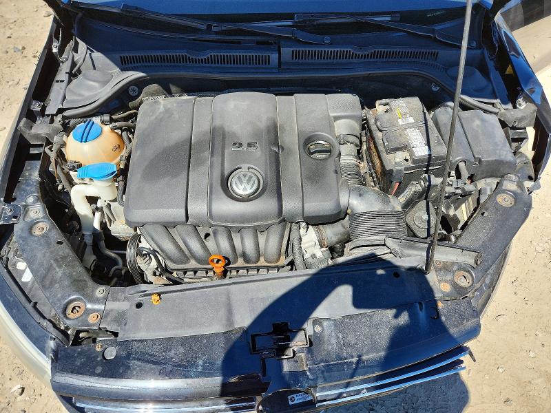 2011 Volkswagen Jetta მანქანა იყიდება აუქციონზე, vin: 3VWLX7AJ1BM300331, აუქციონის ნომერი: 50695046