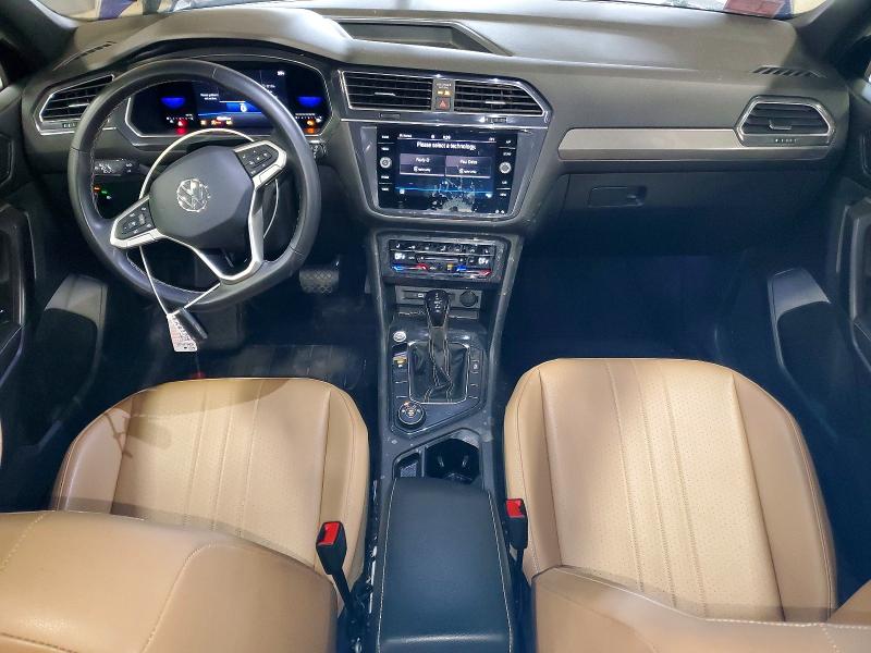 49790986 :رقم المزاد ، 3VV2B7AX9NM135250 vin ، 2022 Volkswagen Tiguan مزاد بيع