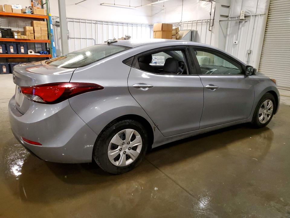 2016 Hyundai Elantra მანქანა იყიდება აუქციონზე, vin: 5NPDH4AE3GH686060, აუქციონის ნომერი: 50752756
