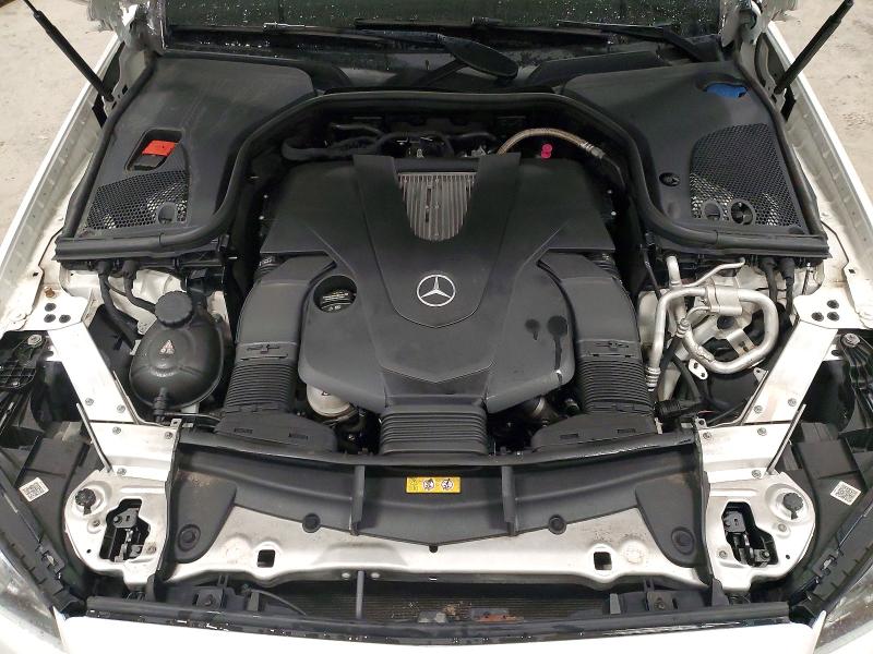 49471106 :رقم المزاد ، WDDZF6GB4JA465480 vin ، 2018 Mercedes-benz E مزاد بيع