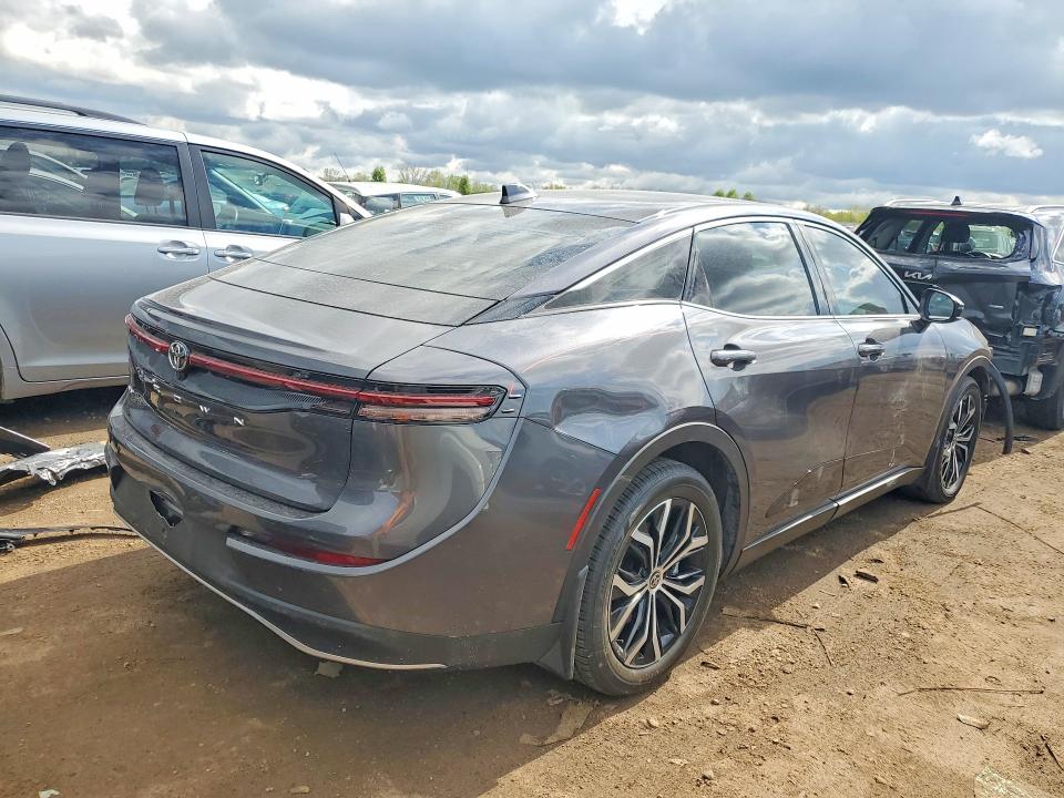 51511536 :رقم المزاد ، JTDAAAAF2P3014324 vin ، 2023 Toyota Crown مزاد بيع