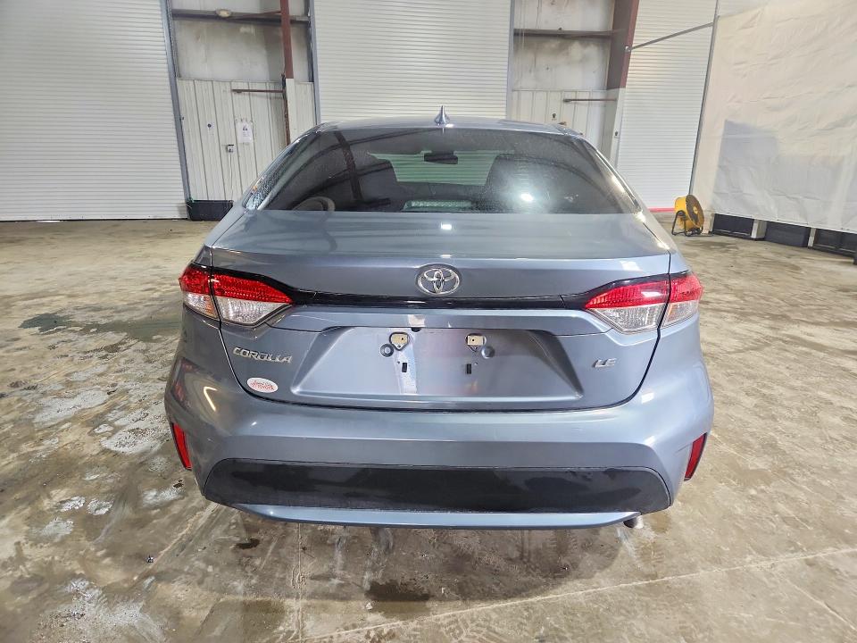 47570276 :رقم المزاد ، 5YFEPMAE2MP202465 vin ، 2021 Toyota Corolla مزاد بيع