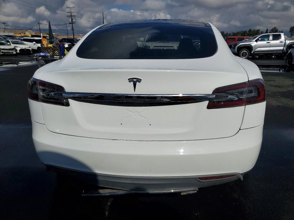 Продажа на аукционе авто 2013 Tesla Model S, vin: 5YJSA1CN0DFP13944, номер лота: 48360996