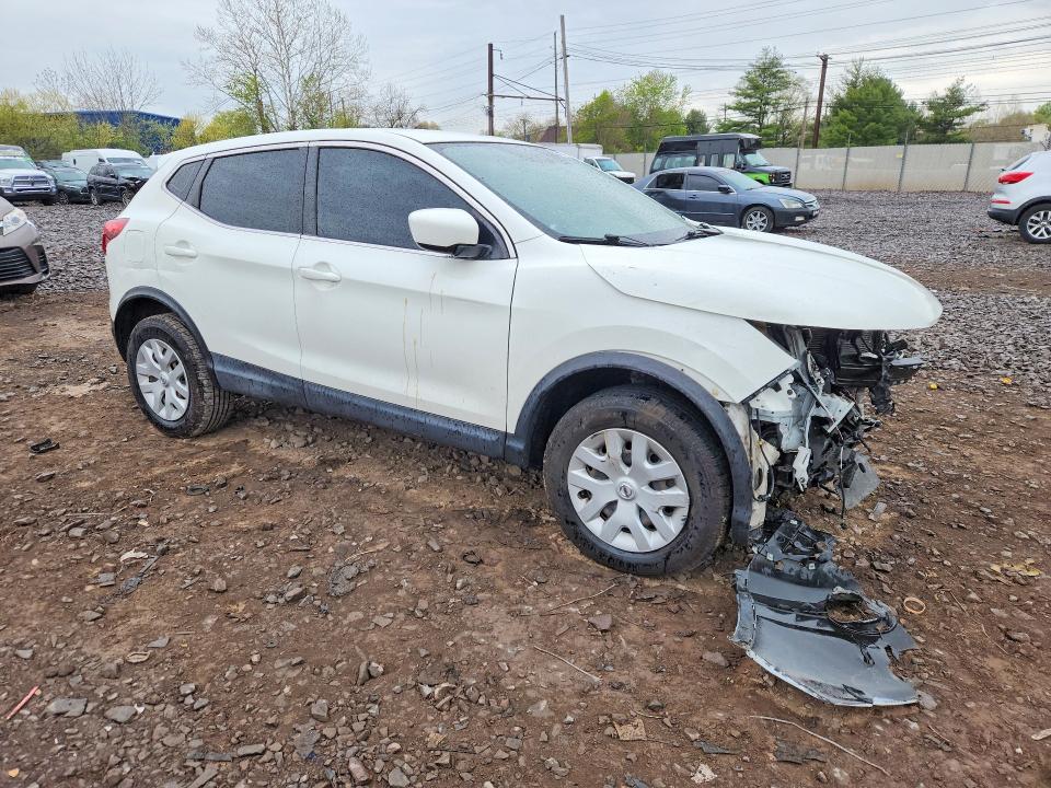 50597706 :رقم المزاد ، JN1BJ1CRXKW351619 vin ، 2019 Nissan Rogue Sport مزاد بيع