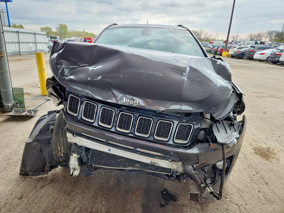 Продаж на аукціоні авто 2018 Jeep Compass 4d, vin: 3C4NJDBB0JT114710, номер лоту: 49758616