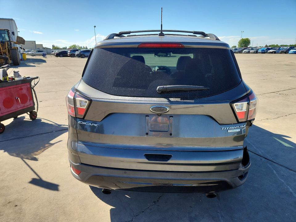 Продажа на аукционе авто 2017 Ford Escape, vin: 1FMCU0J93HUC67275, номер лота: 48879526