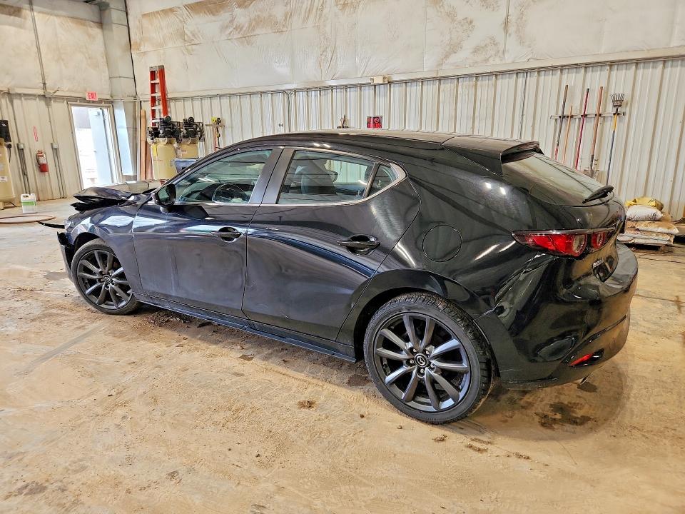 49951996 :رقم المزاد ، JM1BPAKL7M1336729 vin ، 2021 Mazda 3 مزاد بيع