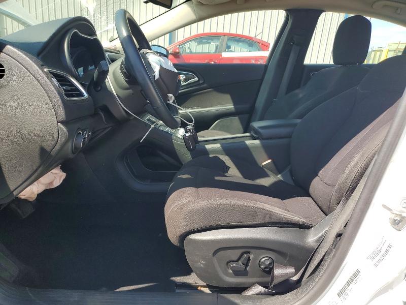 Продажа на аукционе авто 2015 Chrysler 200, vin: 1C3CCCAB3FN527004, номер лота: 51805636