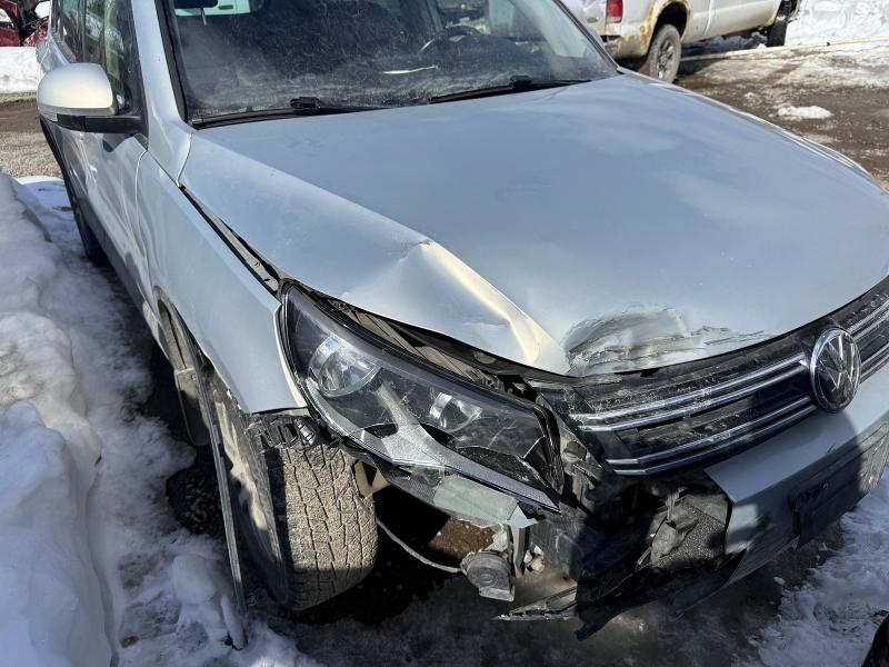 Aukcja sprzedaży 2012 Volkswagen Tiguan, vin: WVGBV7AX5CW574007, numer aukcji: 49146806