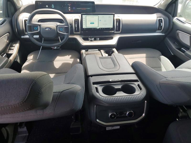 Продаж на аукціоні авто 2025 Ford Expedition, vin: 1FMJK1H8XSEA48296, номер лоту: 49646516