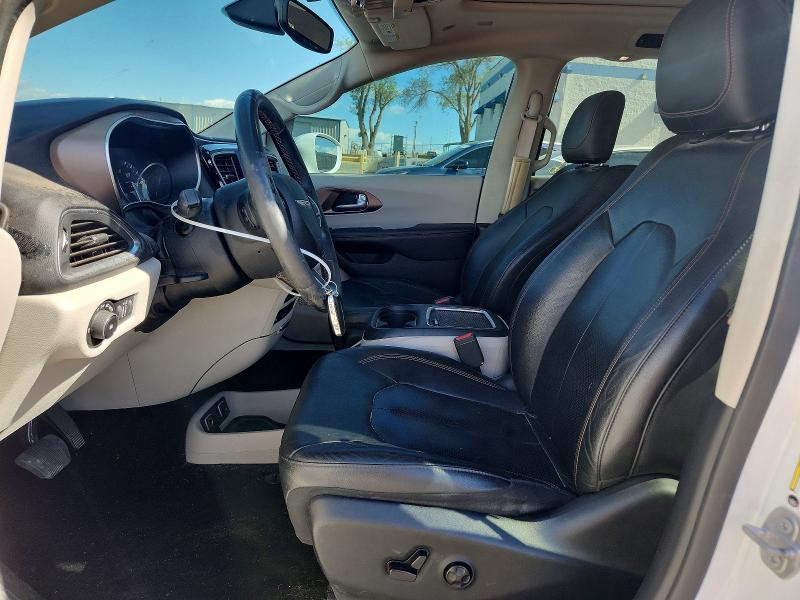 Продаж на аукціоні авто 2018 Chrysler Pacifica, vin: 2C4RC1EG7JR271302, номер лоту: 49750726