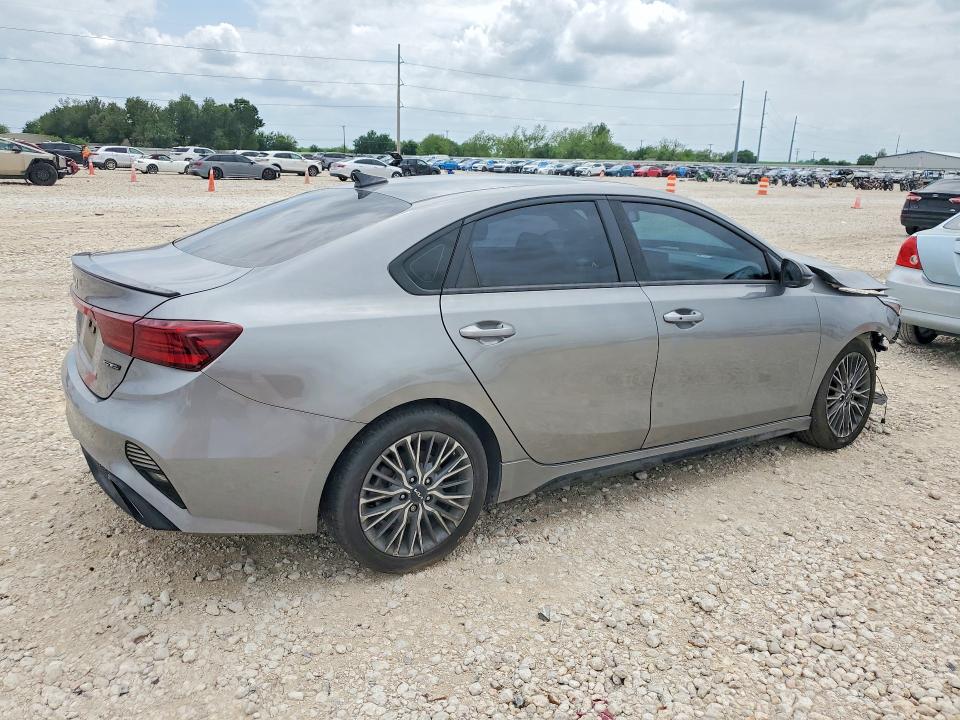 Продажа на аукционе авто 2023 Kia Forte, vin: 3KPF54AD4PE640069, номер лота: 49662616