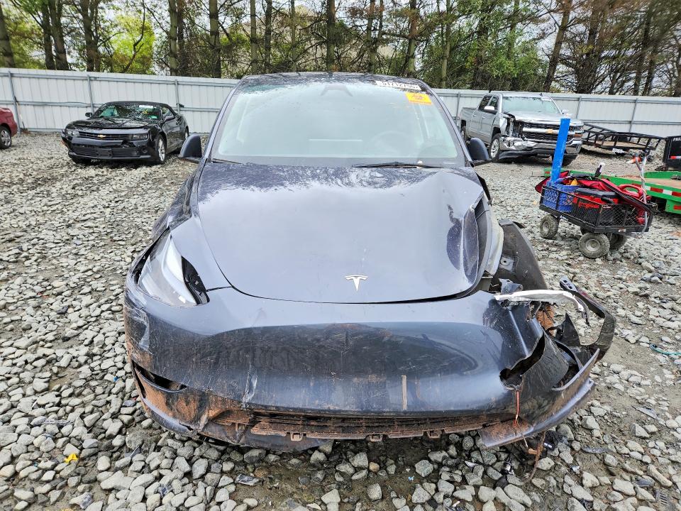 51712756 :رقم المزاد ، 7SAYGDEE7PF854573 vin ، 2023 Tesla Model Y مزاد بيع