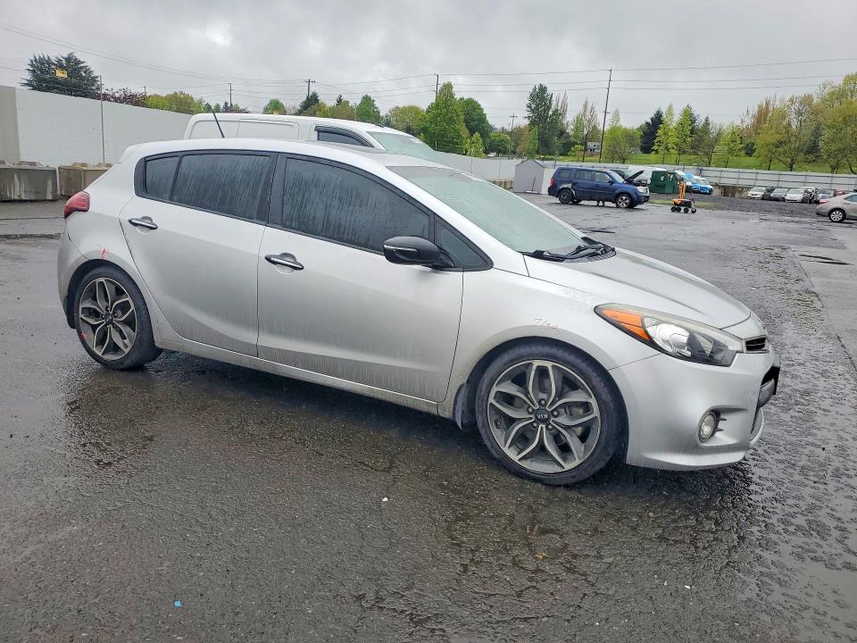 2015 Kia Forte მანქანა იყიდება აუქციონზე, vin: KNAFZ5A36F5285902, აუქციონის ნომერი: 49773756