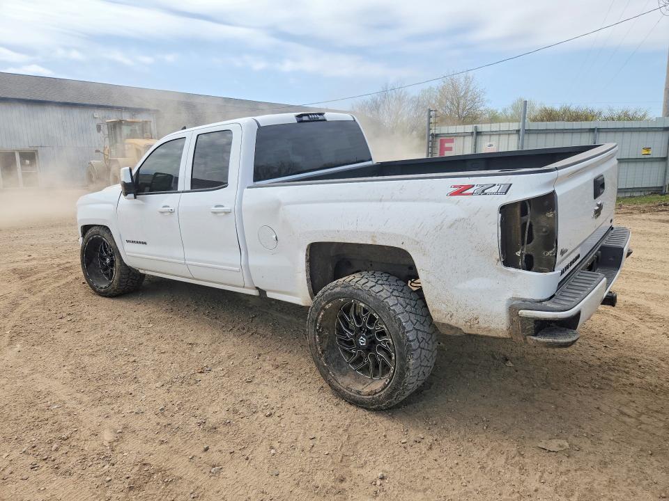 Продаж на аукціоні авто 2018 Chevrolet Silverado, vin: 1GCVKREC4JZ110618, номер лоту: 50879776