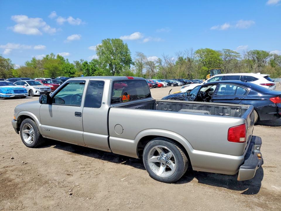 51382766 :رقم المزاد ، 1GCCS19W728264065 vin ، 2002 Chevrolet S Truck مزاد بيع