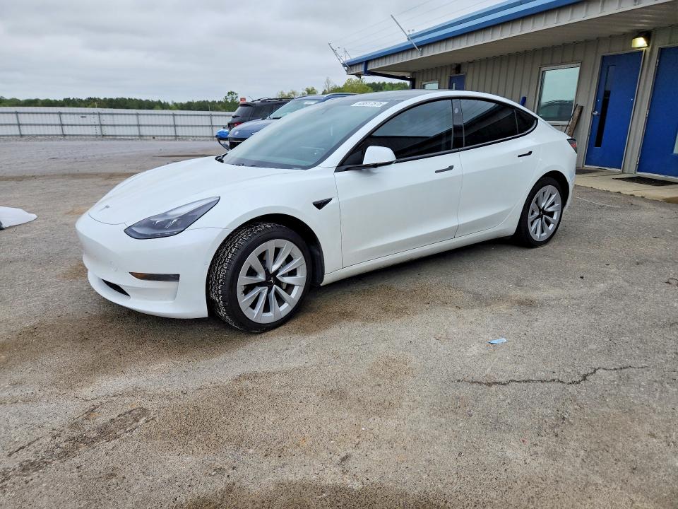 Auction sale of the 2021 Tesla Model 3, vin: 5YJ3E1EAXMF977871, lot number: 48817576