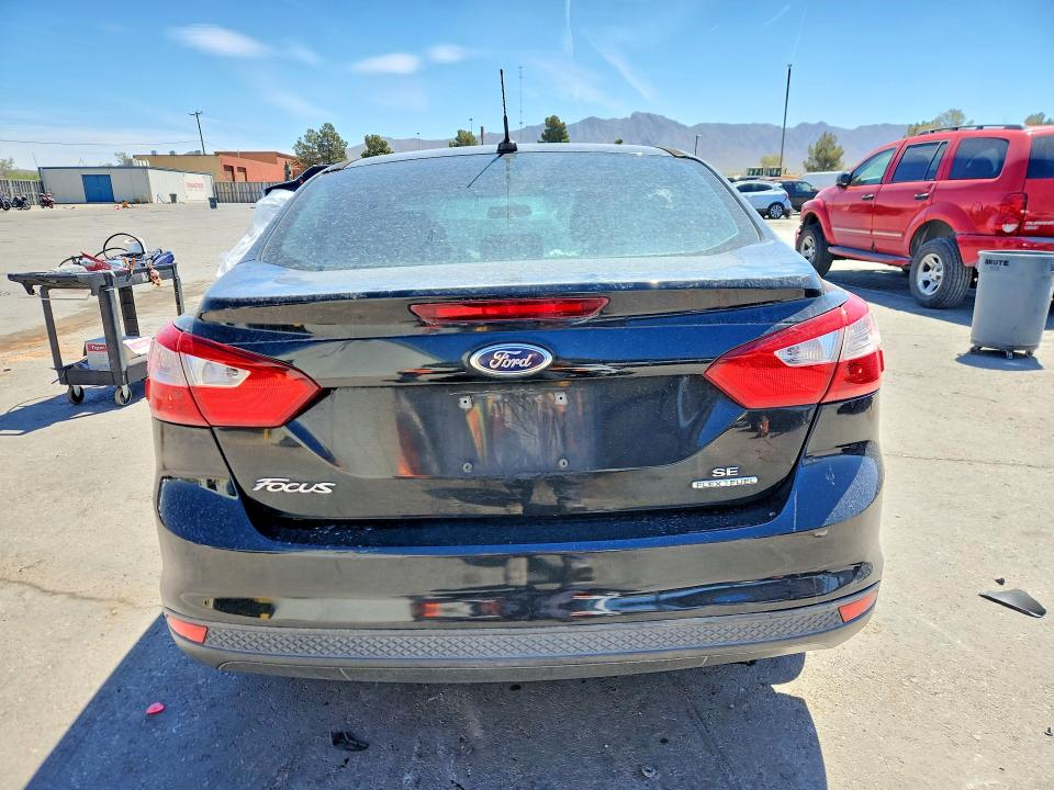 2013 Ford Focus მანქანა იყიდება აუქციონზე, vin: 1FADP3F2XDL223700, აუქციონის ნომერი: 51178086