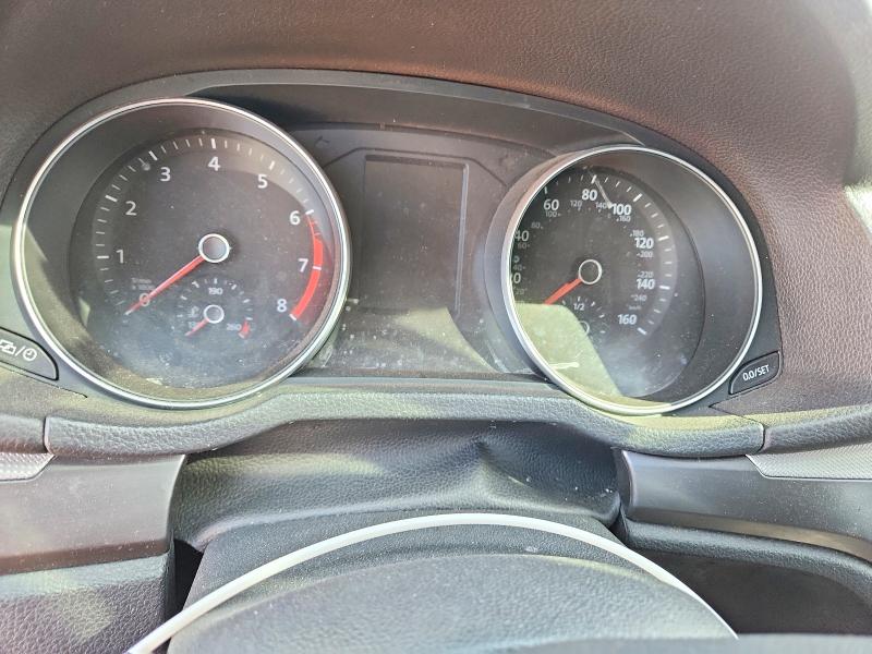 50162156 :رقم المزاد ، 1VWAA7A37JC028961 vin ، 2018 Volkswagen Passat مزاد بيع