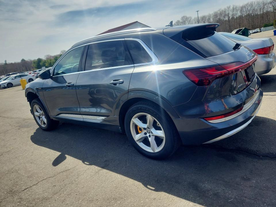 Aukcja sprzedaży 2019 Audi E-tron, vin: WA1VAAGE3KB006838, numer aukcji: 50079476