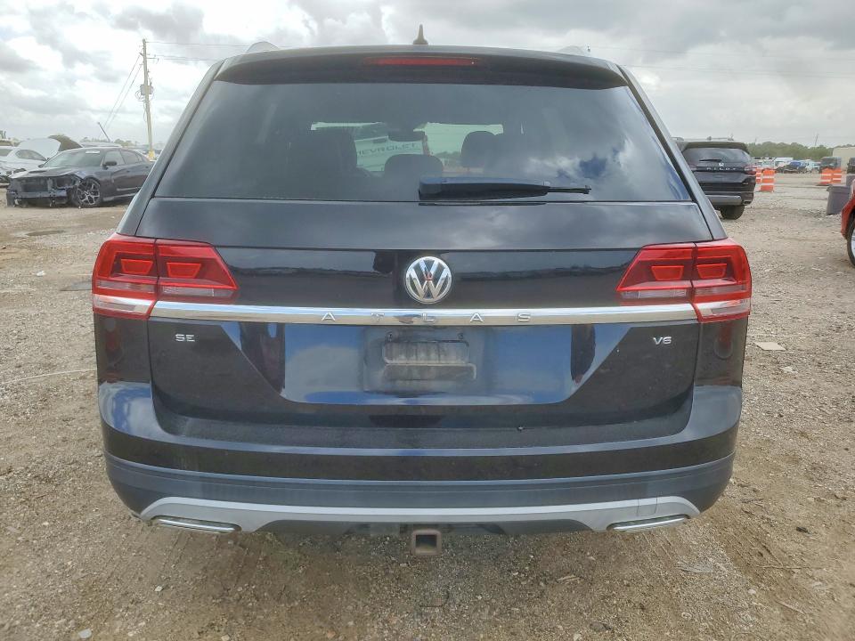 Продаж на аукціоні авто 2018 Volkswagen Atlas, vin: 1V2DR2CA8JC584380, номер лоту: 49766056