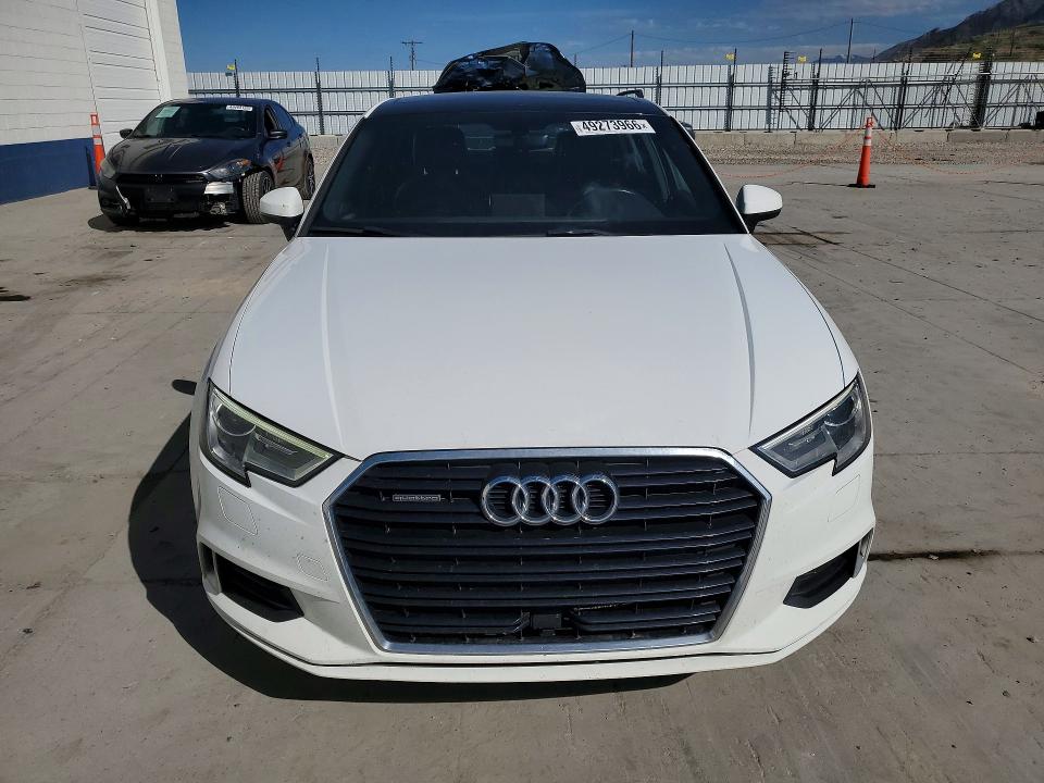 49273966 :رقم المزاد ، WAUB8GFF7H1011537 vin ، 2017 Audi A3 مزاد بيع