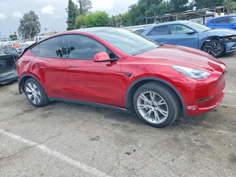 2024 Tesla Model Y მანქანა იყიდება აუქციონზე, vin: 7SAYGDED3RF006121, აუქციონის ნომერი: 50196486