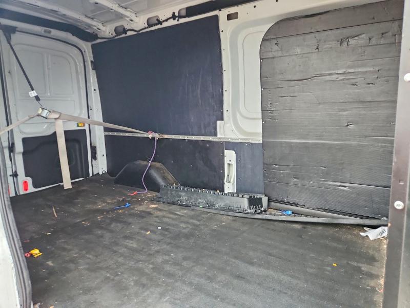 51382436 :رقم المزاد ، 1FTYE2CV3GKB25404 vin ، 2016 Ford Transit مزاد بيع
