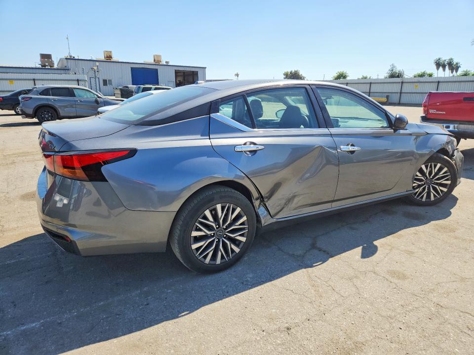 51534416 :رقم المزاد ، 1N4BL4DV9PN385588 vin ، 2023 Nissan Altima مزاد بيع