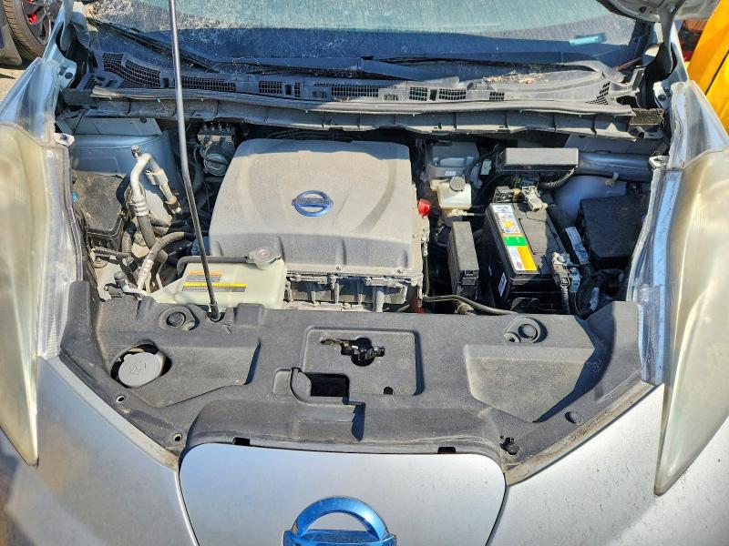 48193726 :رقم المزاد ، 1N4AZ0CP0DC401089 vin ، 2013 Nissan Leaf مزاد بيع