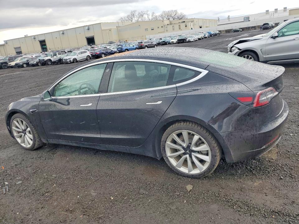 Продаж на аукціоні авто 2018 Tesla Model 3, vin: 5YJ3E1EB2JF071816, номер лоту: 47776816