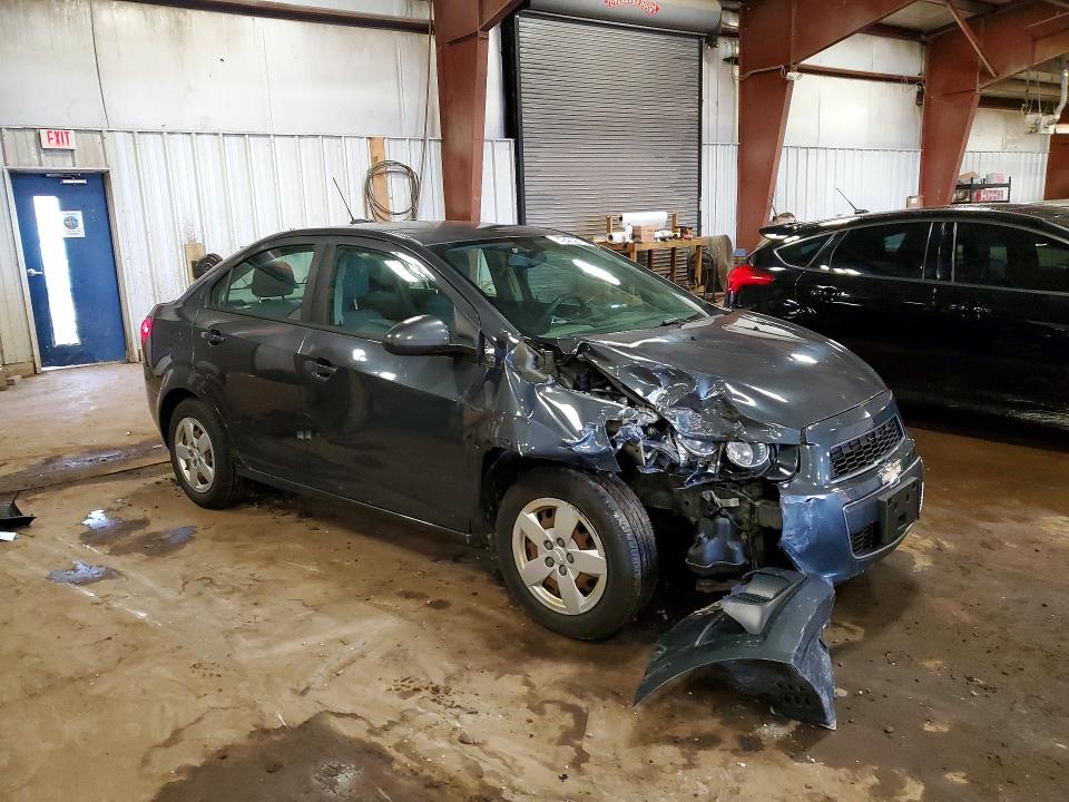 49400816 :رقم المزاد ، 1G1JA5SH3G4110747 vin ، 2016 Chevrolet Sonic مزاد بيع