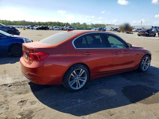48283636 :رقم المزاد ، WBA8B9C58JEE81077 vin ، 2018 Bmw 330 مزاد بيع