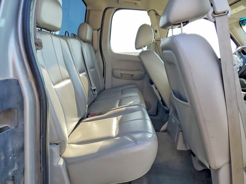 48873176 :رقم المزاد ، 1GTR2VE39BZ356673 vin ، 2011 Gmc Sierra مزاد بيع