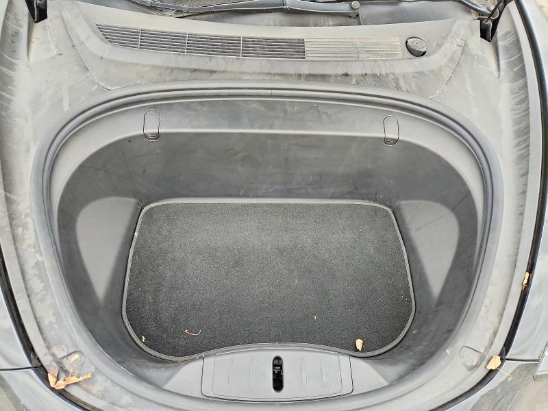 49459296 :رقم المزاد ، 5YJ3E1EB4JF184683 vin ، 2018 Tesla Model 3 مزاد بيع