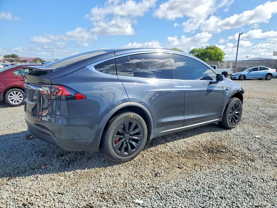 Aukcja sprzedaży 2017 Tesla Model X, vin: 5YJXCBE4XHF062726, numer aukcji: 49148236
