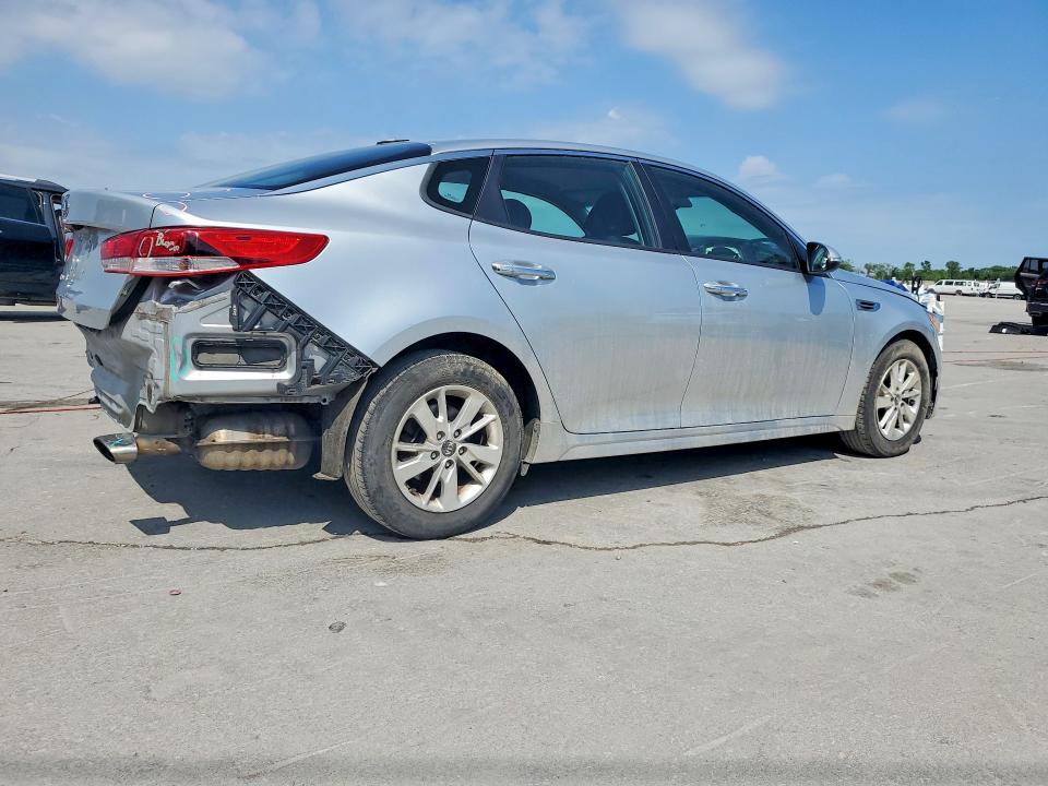 Продажа на аукционе авто 2017 Kia Optima, vin: 5XXGT4L32HG158806, номер лота: 49785666